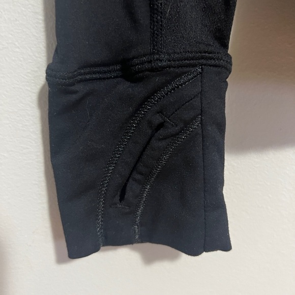 Lululemon Black half zip pullover. Womens xs/s reflective zippers - Picture 6 of 9